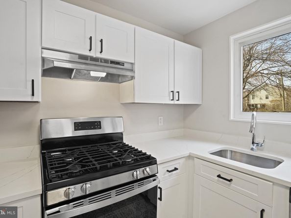 1138 N Stafford Street, Arlington VA 22201