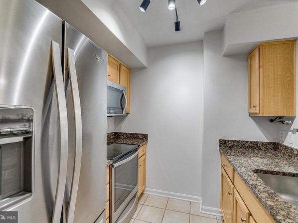 1024 N Utah Street N 522, Arlington VA 22201