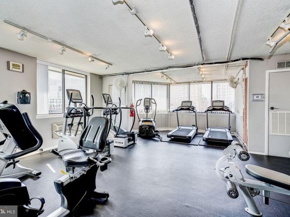 1024 N Utah Street N 522, Arlington VA 22201