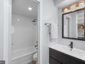 1800 R Street NW 206, Washington DC 20009