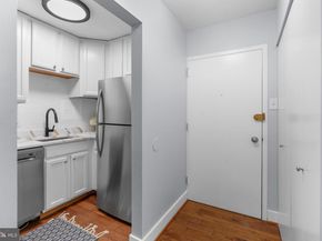 1800 R Street NW 206, Washington DC 20009