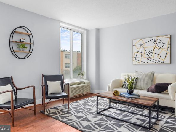 1800 R Street NW 206, Washington DC 20009