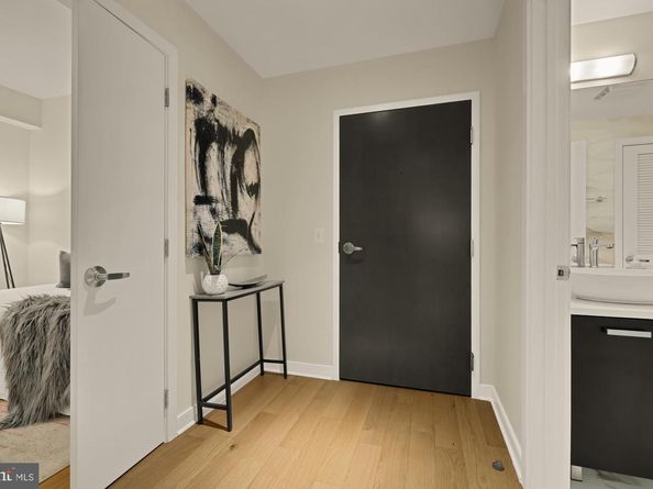 1010 Massachusetts Avenue NW 207, Washington DC 20001