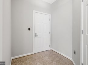 801 S Greenbrier Street 412, Arlington VA 22204