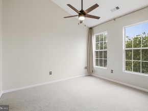 801 S Greenbrier Street 412, Arlington VA 22204
