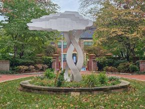 801 S Greenbrier Street 412, Arlington VA 22204