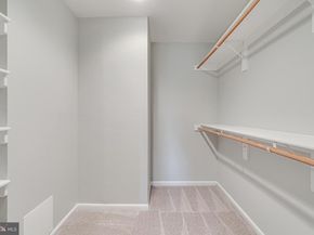 1923 Wilson Lane 202, Mclean VA 22102