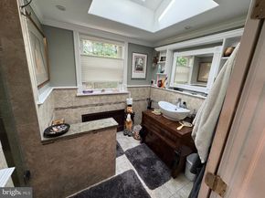 861 S Gulph Road, King Of Prussia PA 19406
