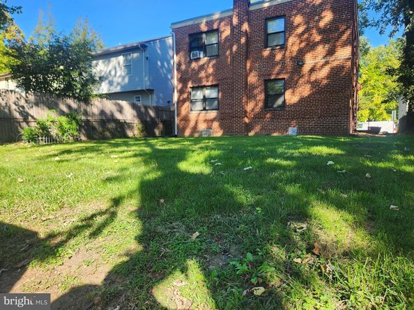 1126 48TH Place NE, Washington DC 20019