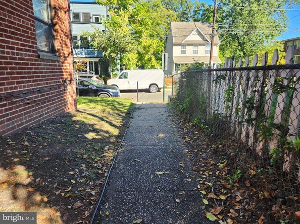 1126 48TH Place NE, Washington DC 20019
