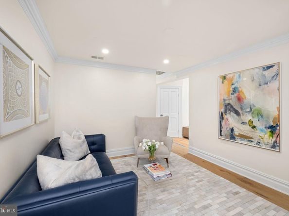 1234 33rd Street NW, Washington DC 20007