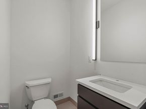 650 Fairmount Avenue A2, Philadelphia PA 19123