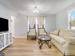6908 Barrett, Falls Church VA 22042