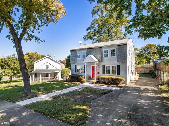 6908 Barrett, Falls Church VA 22042