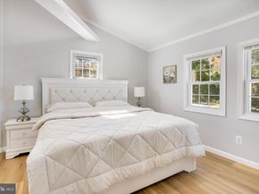 6908 Barrett, Falls Church VA 22042