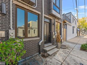2204 E Albert Street, Philadelphia PA 19125