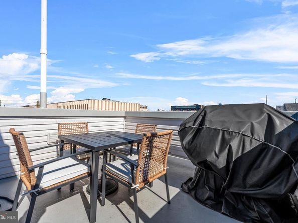 2204 E Albert Street, Philadelphia PA 19125