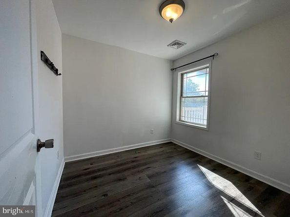 1002 Fairmount Avenue, Philadelphia PA 19123