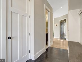 710 N Highland Street, Arlington VA 22201