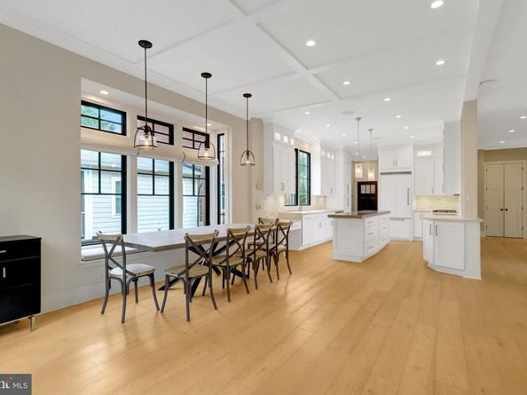 710 N Highland Street, Arlington VA 22201