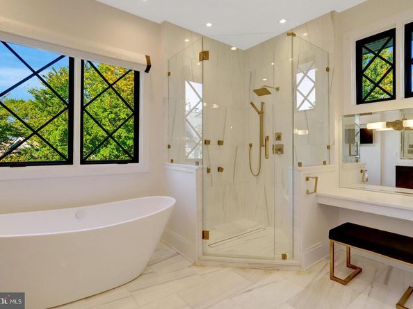 710 N Highland Street, Arlington VA 22201