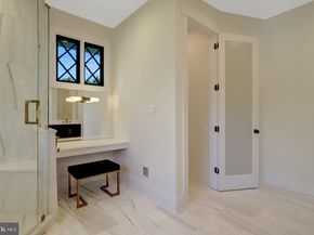 710 N Highland Street, Arlington VA 22201