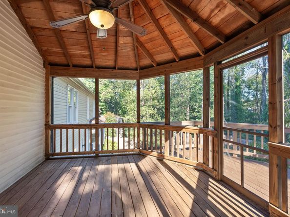 1235 Gilman Court, Herndon VA 20170
