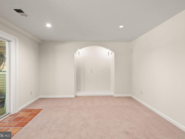 1235 Gilman Court, Herndon VA 20170