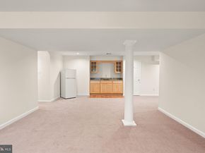 1235 Gilman Court, Herndon VA 20170