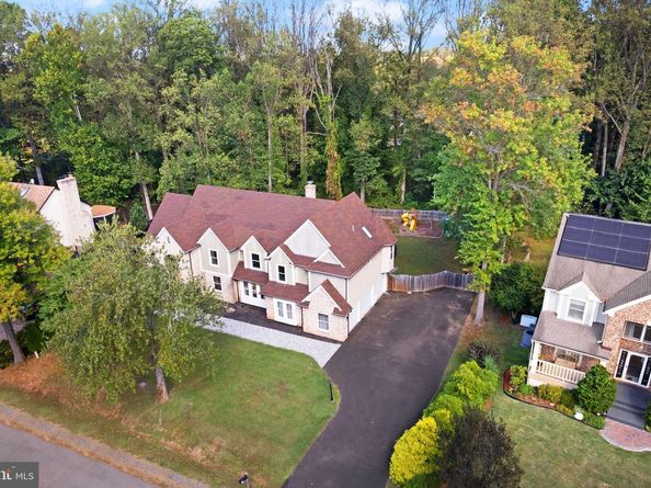 1235 Gilman Court, Herndon VA 20170