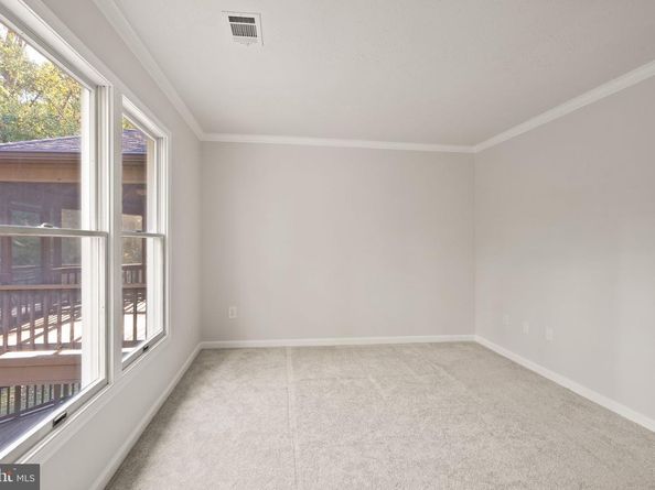 1235 Gilman Court, Herndon VA 20170