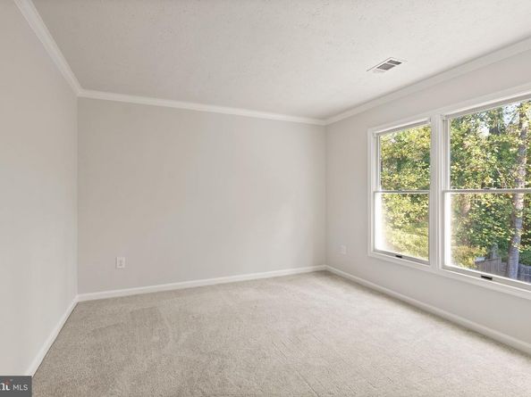 1235 Gilman Court, Herndon VA 20170
