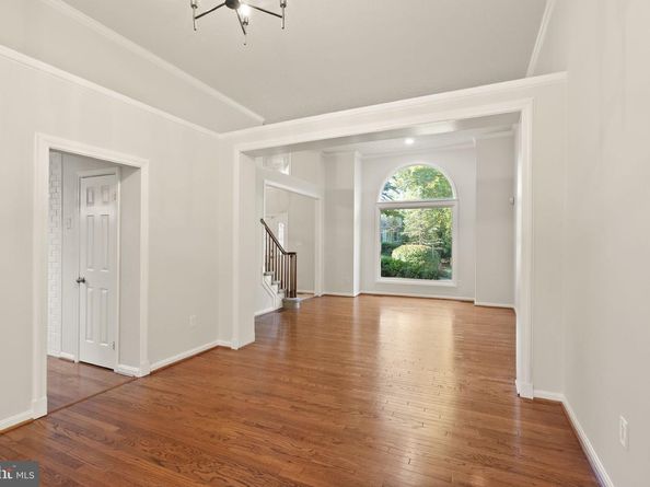 1235 Gilman Court, Herndon VA 20170