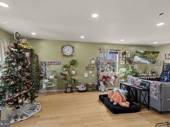 6500 Ditman Street, Philadelphia PA 19135