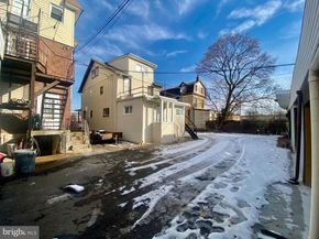 438 Church Lane, Lansdowne PA 19050