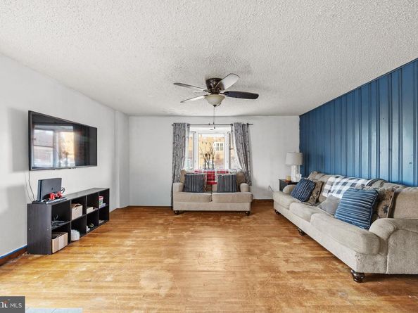 155 Meadow Lane, Philadelphia PA 19154