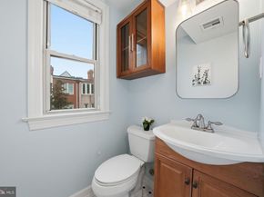 18 9TH Street NE 305, Washington DC 20002