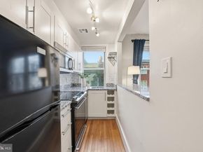 18 9TH Street NE 305, Washington DC 20002