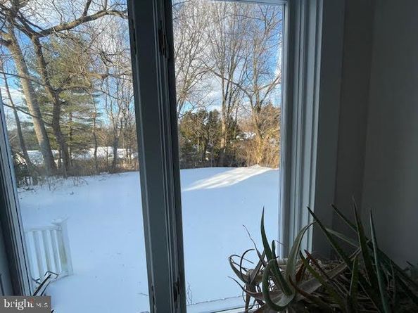 6211 Madawaska Road, Bethesda MD 20816