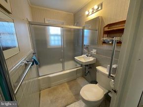 6211 Madawaska Road, Bethesda MD 20816