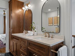 917 Catharine Street, Philadelphia PA 19147