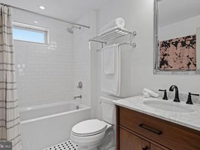 917 Catharine Street, Philadelphia PA 19147