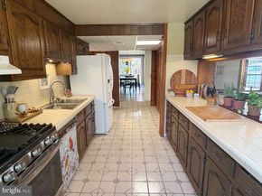 3169 Mayflower Road, Plymouth Meeting PA 19462