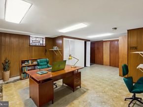 6622 Ardleigh Street, Philadelphia PA 19119