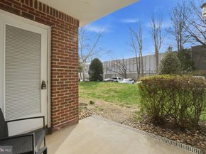 3179 Summit Square Drive 2A2, Oakton VA 22124