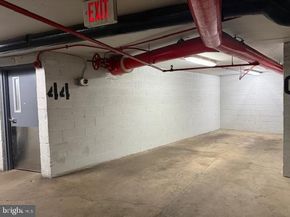 203 Yoakum Parkway 1209, Alexandria VA 22304