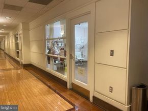203 Yoakum Parkway 1209, Alexandria VA 22304