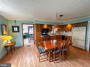 3816 Chalfont Drive, Philadelphia PA 19154