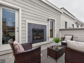 2909 Chancellor's Way NE, Washington DC 20017