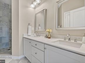 2909 Chancellor's Way NE, Washington DC 20017